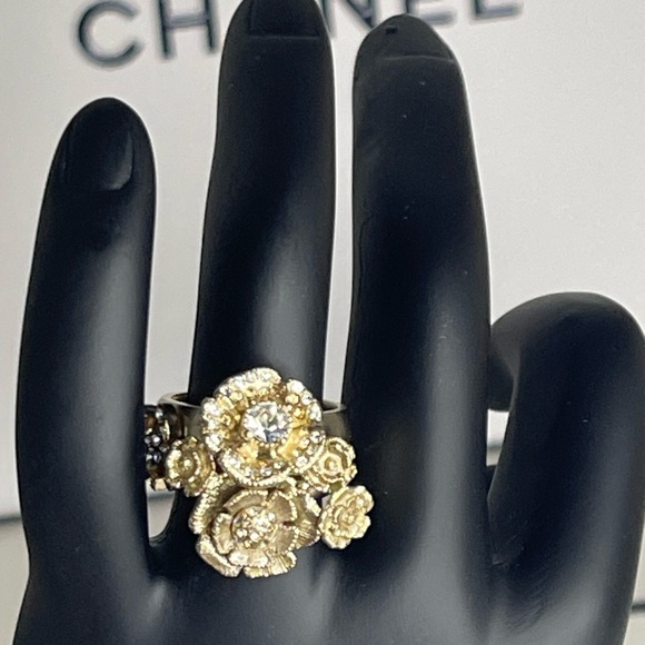 CHANEL Camellia CC Logo Rhinestone Gold Tone Ring Size 6 - Picture 12 of 14